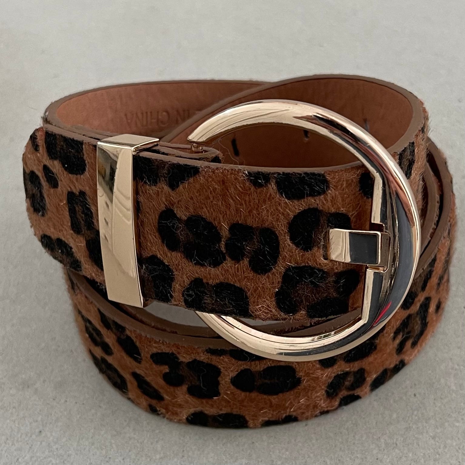 Women's leopard print belt with gold buckle